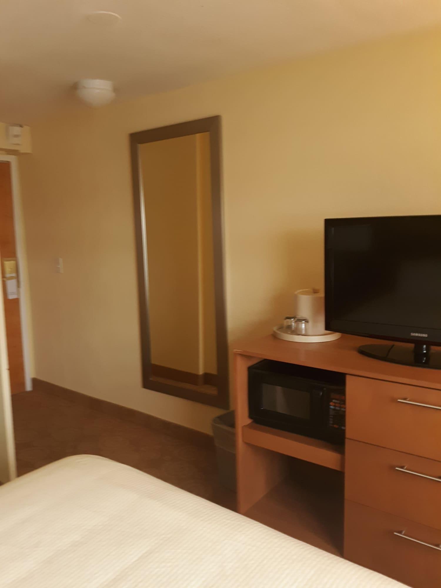 Lakeside Inn Wakefield Εξωτερικό φωτογραφία