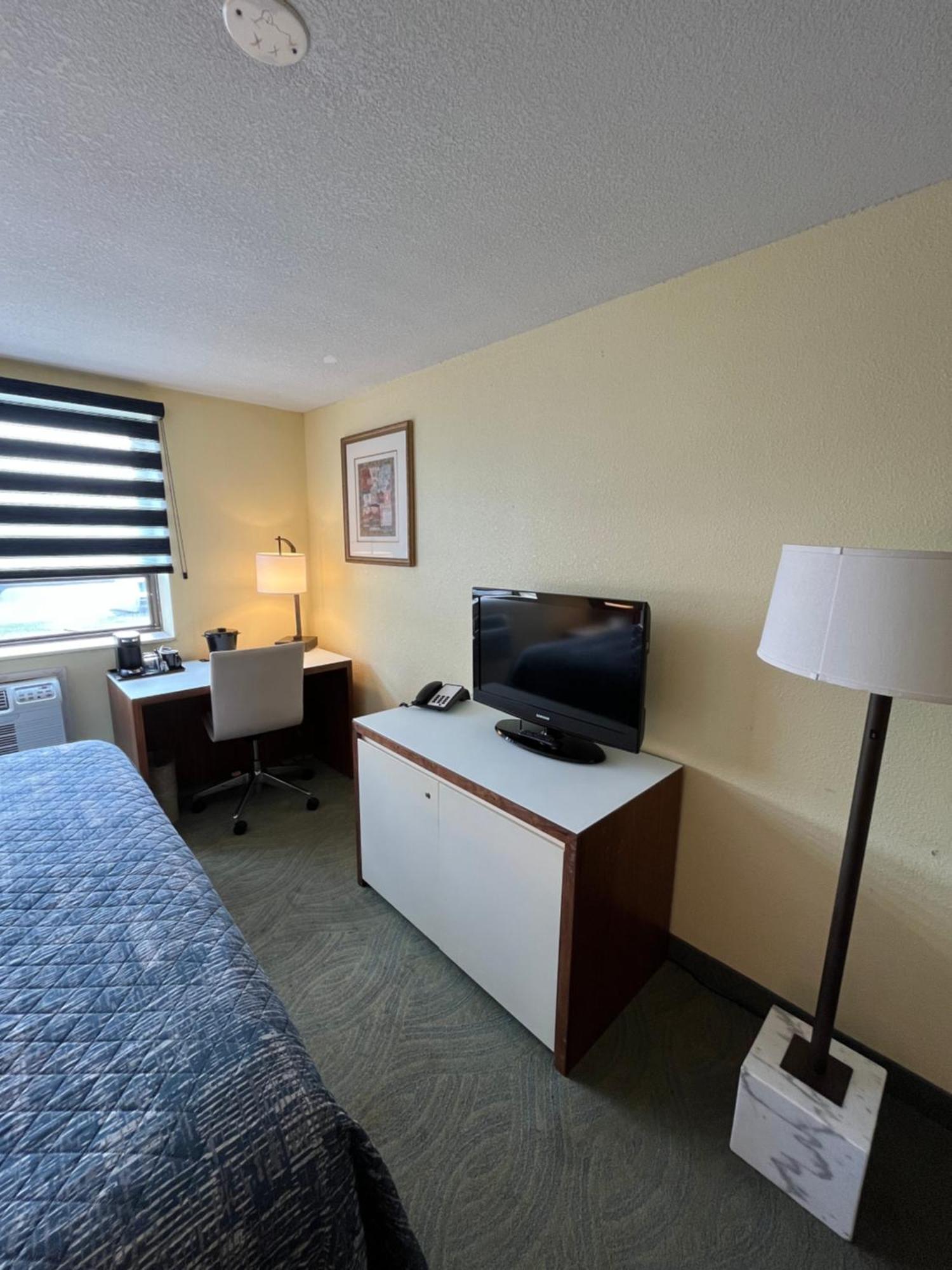 Lakeside Inn Wakefield Εξωτερικό φωτογραφία