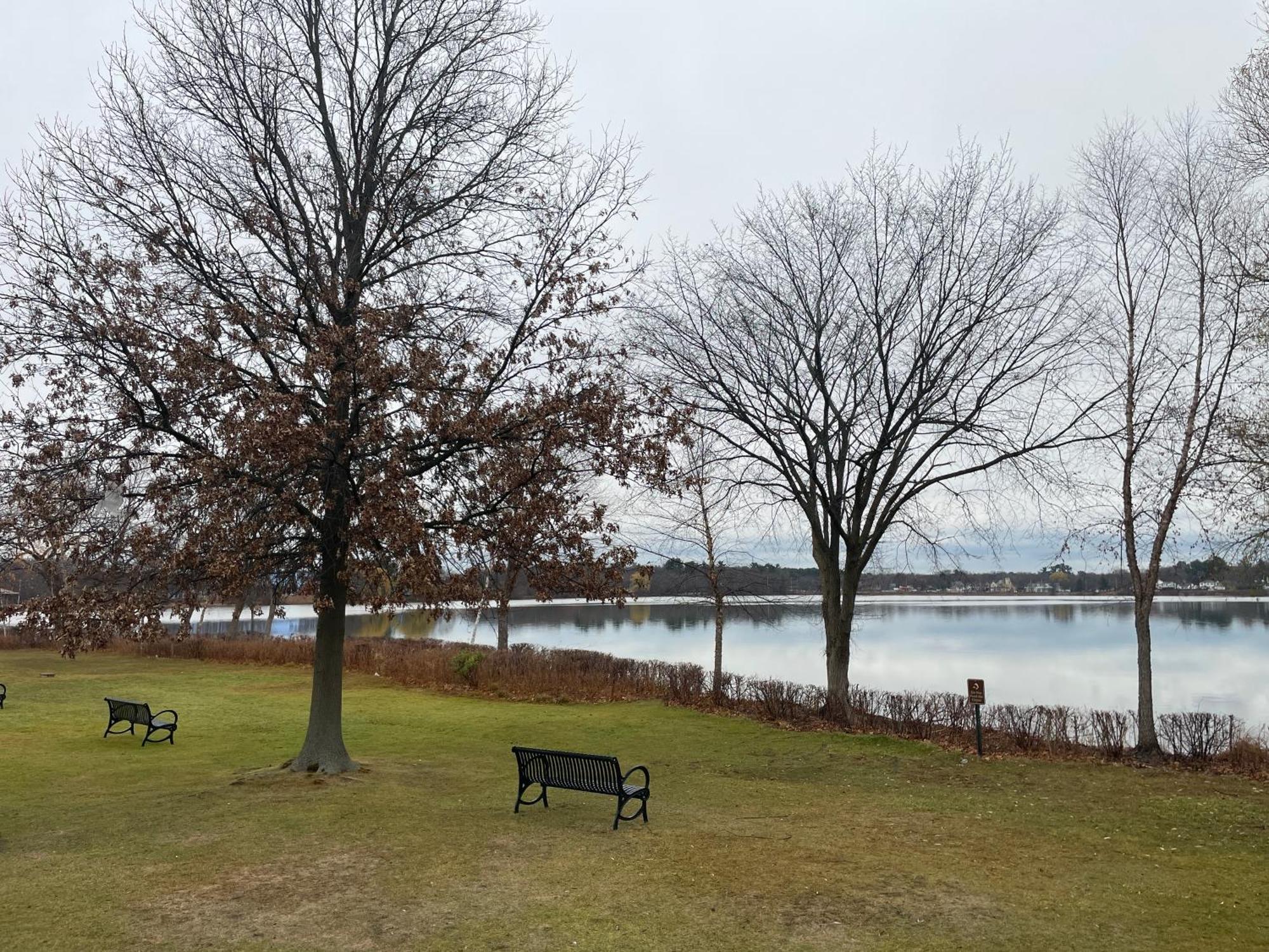 Lakeside Inn Wakefield Εξωτερικό φωτογραφία